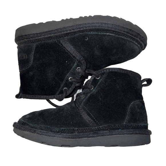 Kids UGG Neumel Ankle Boots Suede Size 1 US EU 32.5 Shoes Shearling Leather - Picture 8 of 13